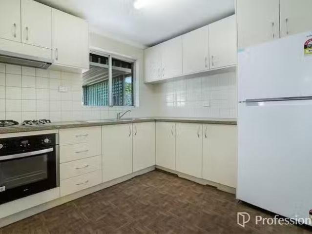 Charming 7 Larch Place, Forrestfield, WA 6058