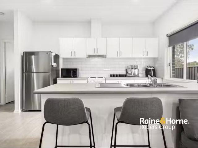 Just in! 7 Norah Avenue, CHARMHAVEN House for rent Listed by.