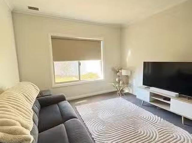 Unique 7A Rosenberg Crescent, Kalgoorlie, WA 6430