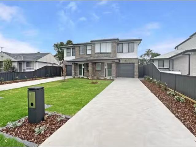 For Rent! 7B Mivo Street, Holsworthy Townhouse for rent Liste.