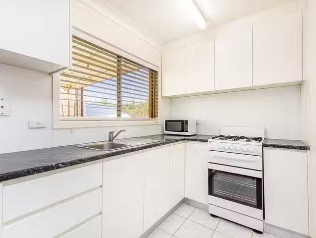 Cheap 88 Glamis Street, Kingsgrove, NSW 2208