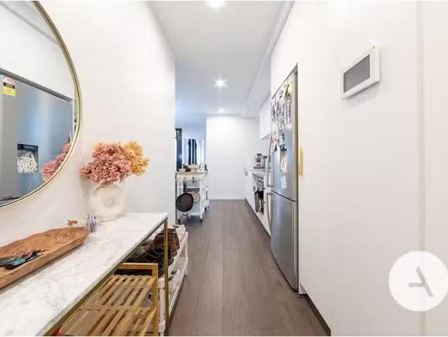 For Rent! 806/81 Cooyong St, Reid Apartment for rent Listed b.