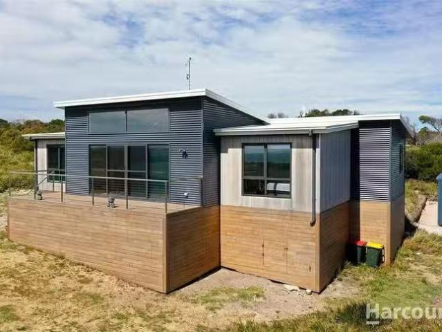 New 80 Bellbuoy Beach Road, Low Head, TAS 7253