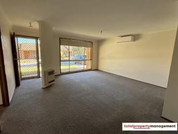 Unique 8/36 Fink Crescent, CALWELL Townhouse for rent Listed.