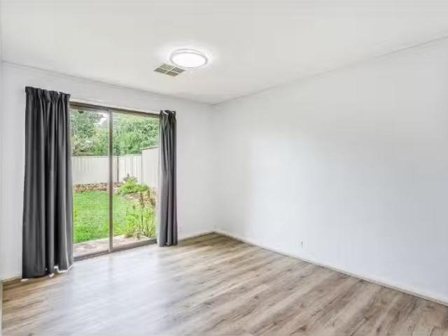 Cheap 83 Mc Killop Circuit, KAMBAH House for rent Listed by G.