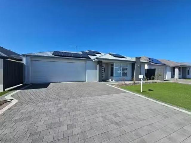 For Rent! 8 Araucana Street, Southern River, WA 6110