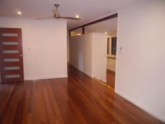 Deal! 8 Bolton Street, Whitfield, QLD 4870