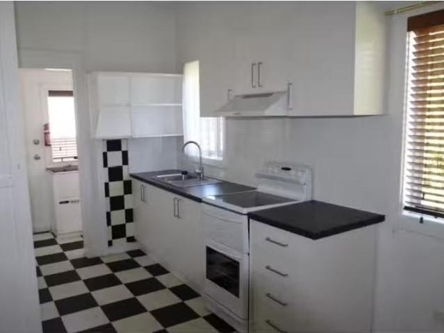 Nice 8 Bardia Avenue, ORANGE House for rent Listed by Propert.