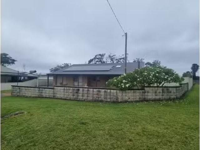 New 8 Edmund Street, Sanctuary Point House for rent Listed by.