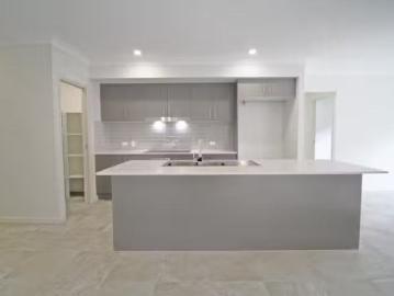 Just in! 8 Flyers Street, Spring Mountain, QLD 4300