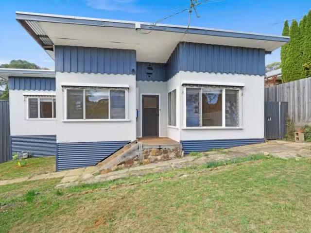 Rental! 8 Haig Ave, Monbulk VIC 3793 House For Lease