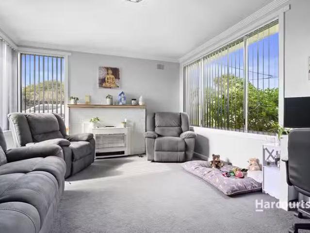 Deal! 8 Hardy Street, ACTON, TAS 7320 House for Rent