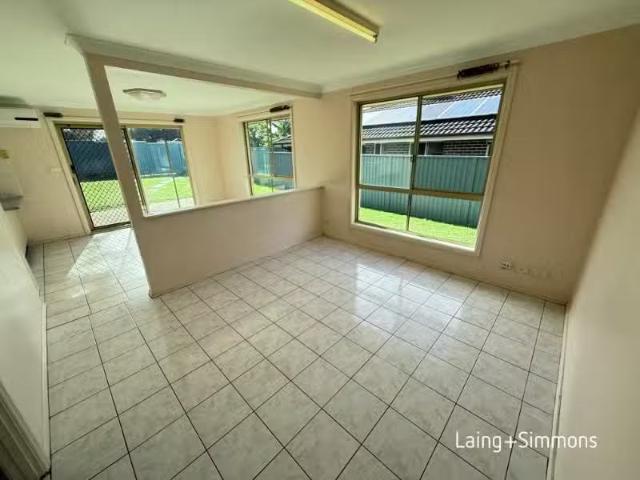 Cozy 8 Morehead Ave, Mount Druitt House for rent Listed by Ma.