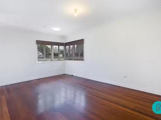Unique 8 Schelbach Street, Booval, QLD 4304
