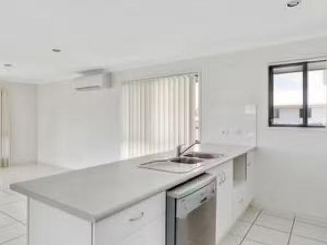 Rental! 8 Viney Street, Gracemere, QLD 4702