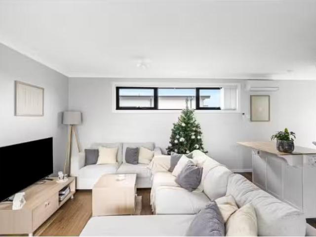 Cheap 8a Passendale Road, EDMONDSON PARK House for rent Liste.