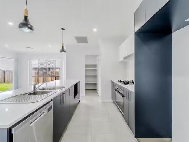 Rental! 96 Samarai Drive, Kawungan, QLD 4655