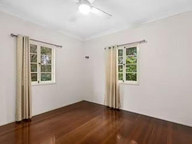 Cheap 981 Moggill Road, Kenmore, QLD 4069