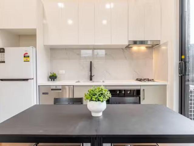 Nice 9/9 Duke Street, Sunshine VIC 3020
