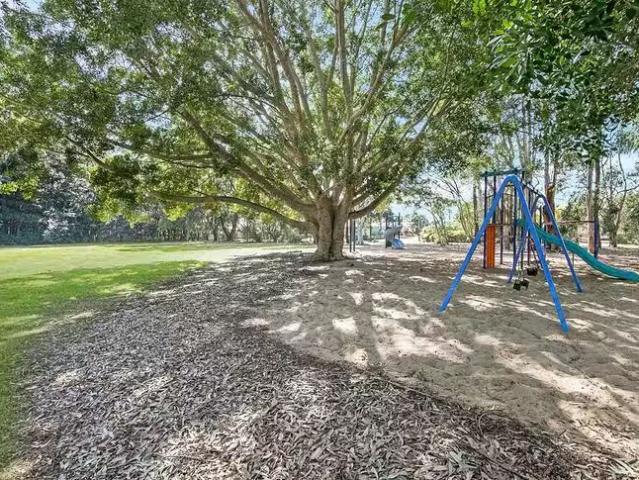 Just in! 90 School Road, Victoria Point, QLD 4165