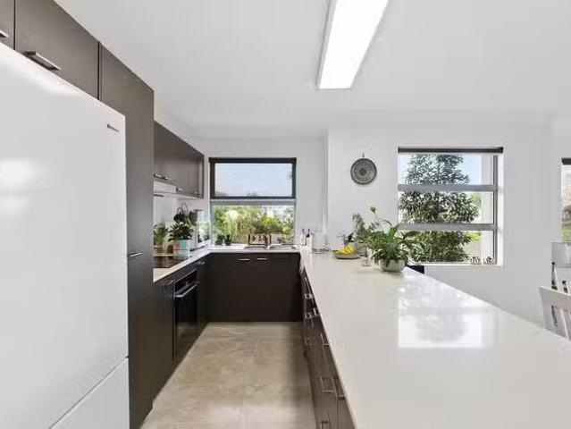 Cozy 9/24 26 Proud Street, Labrador, QLD 4215