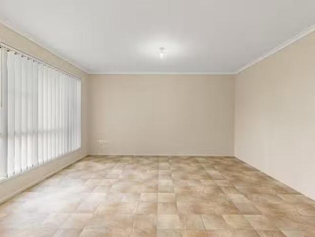 Charming 9 Armstrong Street, Wilsonton, QLD 4350