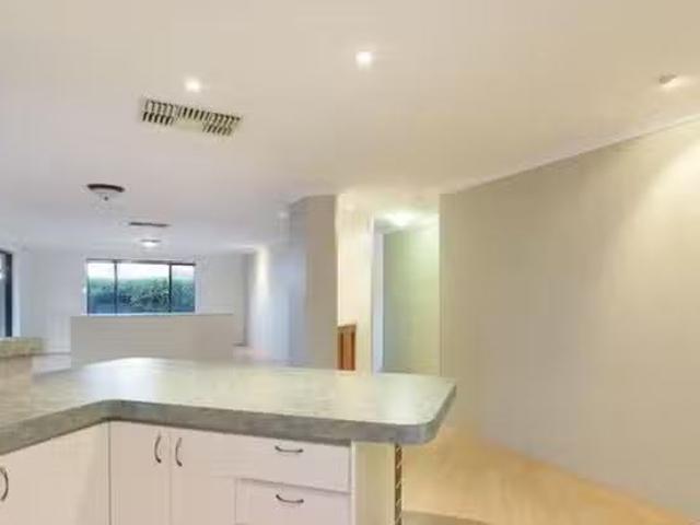 Cozy 9 Kalyeeda Terrace, Ellenbrook, WA 6069