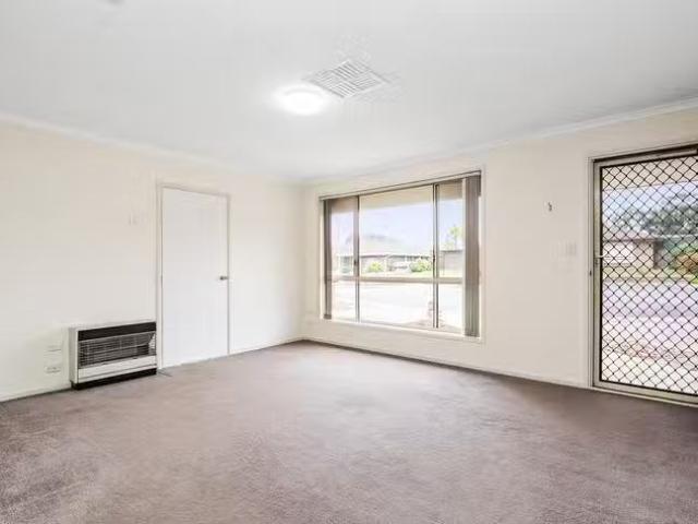 Rental! 9 Mistral Court, Hallett Cove, SA 5158