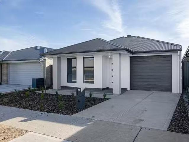 New 9 Nadine Street, Munno Para, SA 5115