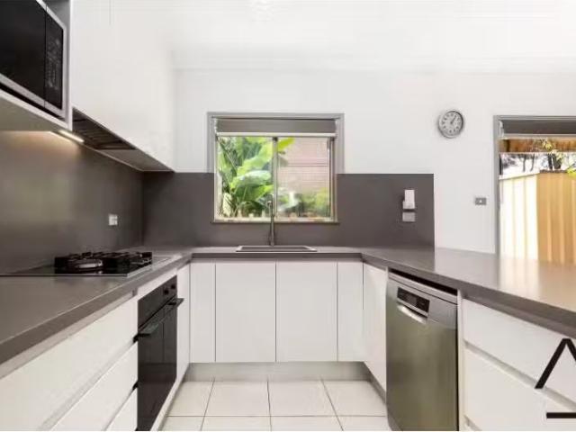 Rental! 9 Wiltshire Close, Liberty Grove House for rent Liste.