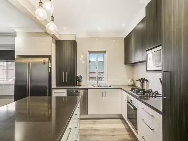 Nice 9 Turnbull Street, Rangeville, QLD 4350