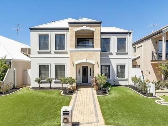 Niche Pocket in Mandurah Quay
