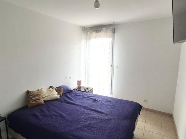 Nichée au dernier étage d'un immeuble sécurisé avec ascenseu. 72m² La Seyne sur Mer