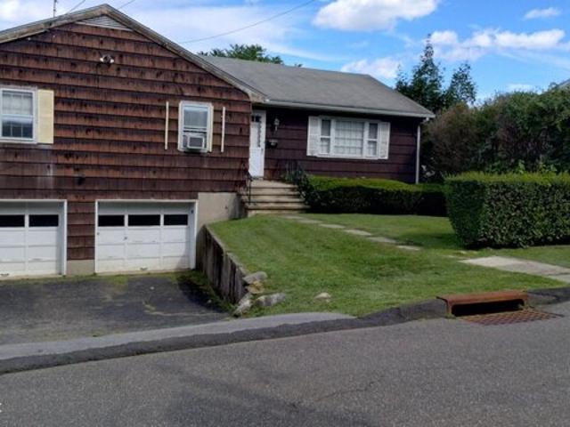Nicholas Ave, Greenwich, Home For Sale