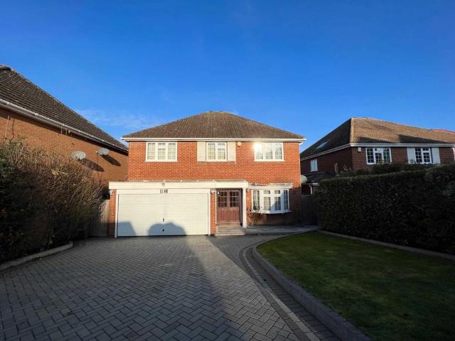 Nicholas Road, Borehamwood, WD6 3JY, United Kingdom | 5 bed house for rent #138850110 | Rentberry