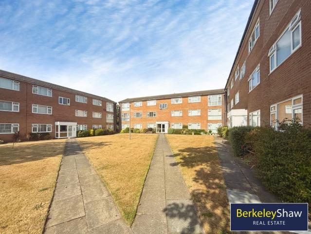 Nicholas Road, Liverpool L23, 2 bed flat to rent, £1,150 pcm | PrimeLocation