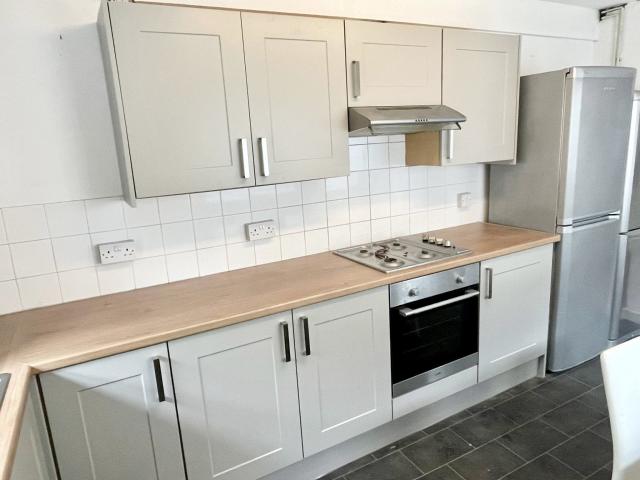 Nicholl Street, Mount Pleasant, Swansea SA1 4HF StudentDigz Ltd
