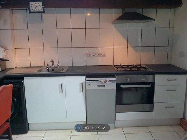 Nicholsons Lane, Maidenhead SL6, 2 bed flat to rent, £1,299 pcm | PrimeLocation