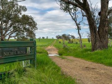 Nicholsons, 302.4 Acres 122.4 Hectares
