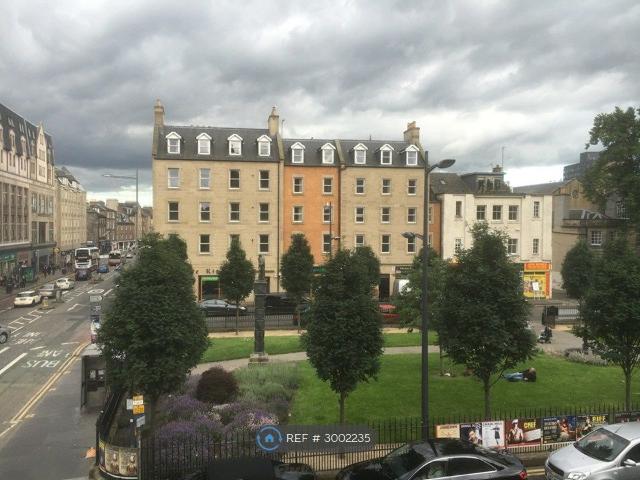 Nicolson Street, Edinburgh EH8, 3 bed flat to rent, £2,100 pcm | PrimeLocation