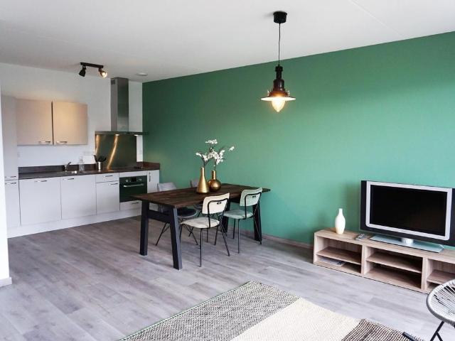 Nida Senffstraat, 1095MX, Amsterdam
