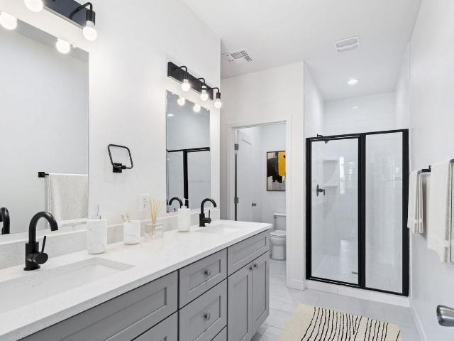 Nido 18 2 Bedroom Apartment for Rent at 1500 N 35th St, Phoenix, AZ 85008