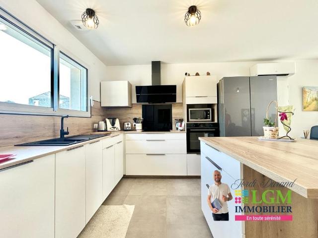 Nieul le Dolent – Maison récente de plain pied, 3 chambres. 83m² Nieul le Dolent