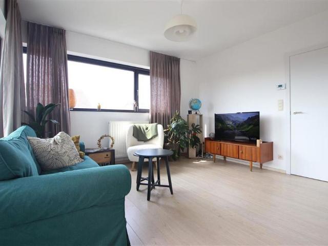 Nieuw 2 slpk appartement met parking en fietsenberging nabij centrum