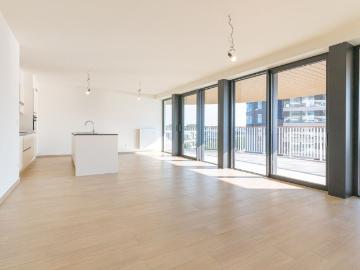 Nieuw appartement op De Zaat met groot terras en garage