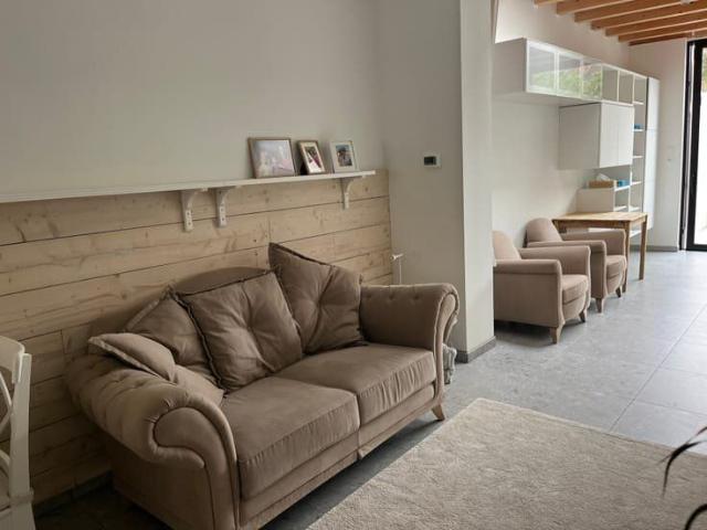 Nieuw gemeubeld appartement