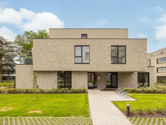 Nieuw gelijkvloers appartement met 2 slaapkamers te huur