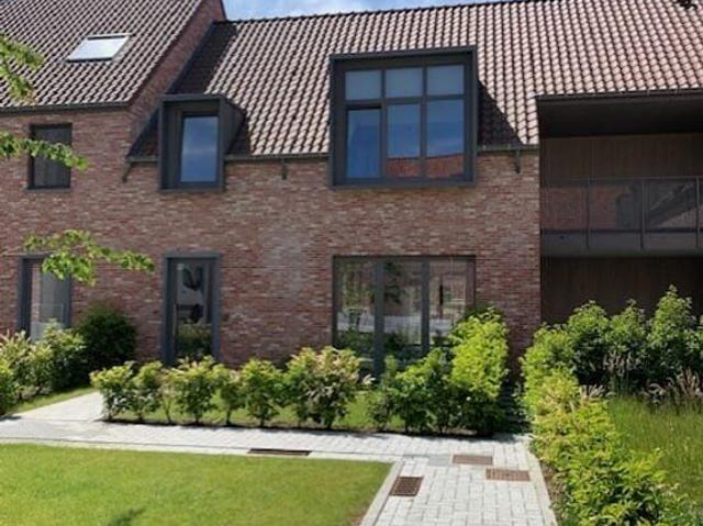 Nieuwbouwwoning: 3 slaapkamers, tuin, zolder, garage