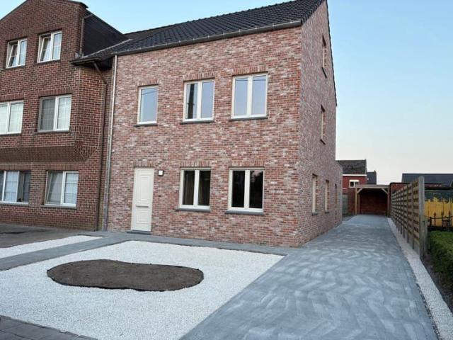 Nieuwbouwwoning 3 slpk EPC A in St Lenaarts rustig gelegen