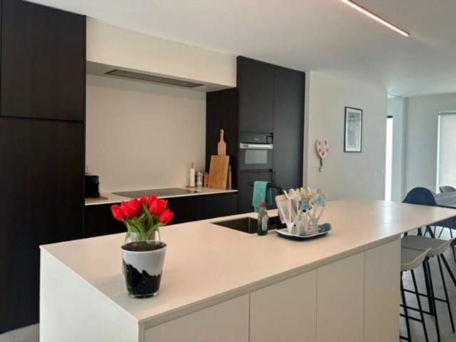 Nieuwbouwwoning met ruime tuin te Poperinge